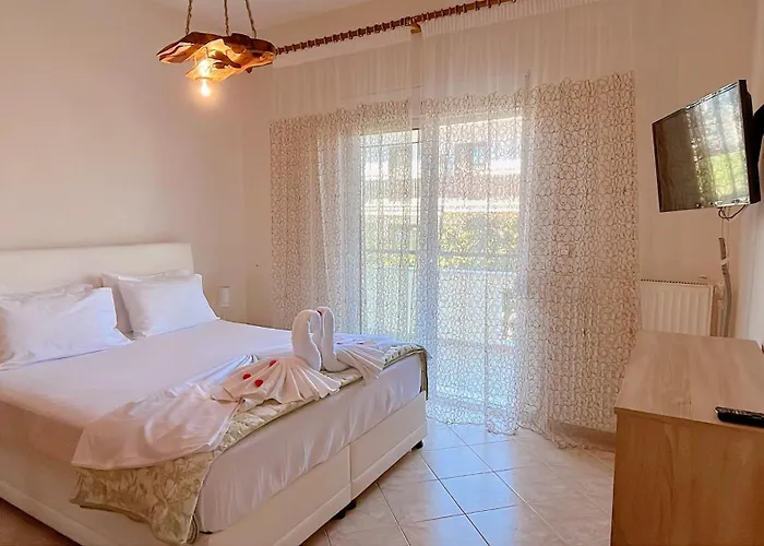 Garden House Nea Karvali