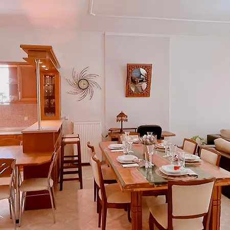 Garden House * Nea Karvali