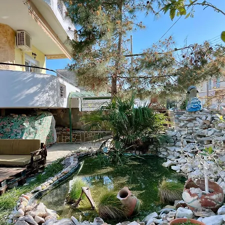 Apartament Garden House Nea Karvali