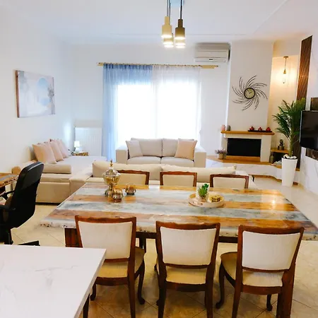 Garden House * Nea Karvali